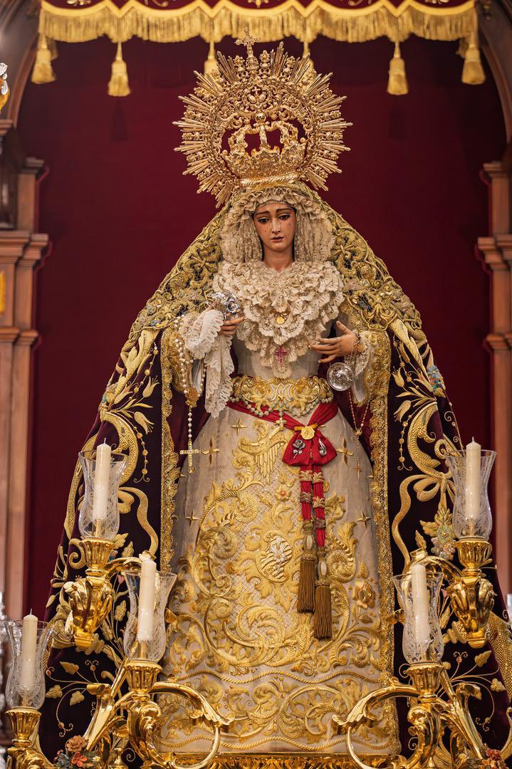 hdadlasaguas's tweet photo. VESTIMENTA | MARÍA SANTÍSIMA DE GUADALUPE 

En la jornada de hoy, María Santísima de Guadalupe se presenta ataviada para el  Rosario Público que tendrá lugar el próximo 8 de diciembre. https://t.co/44i3LPpE0R