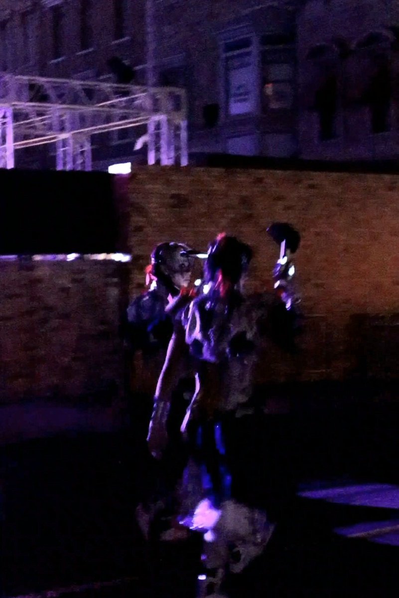 この秋、低浮上を極めていて本当に申し訳ないです…
実は秋の期間ずっと🌍を守ってくれていた獅子座の漢たちの友情劇がとてもアツくて…離れようにも離れることができませんでした…