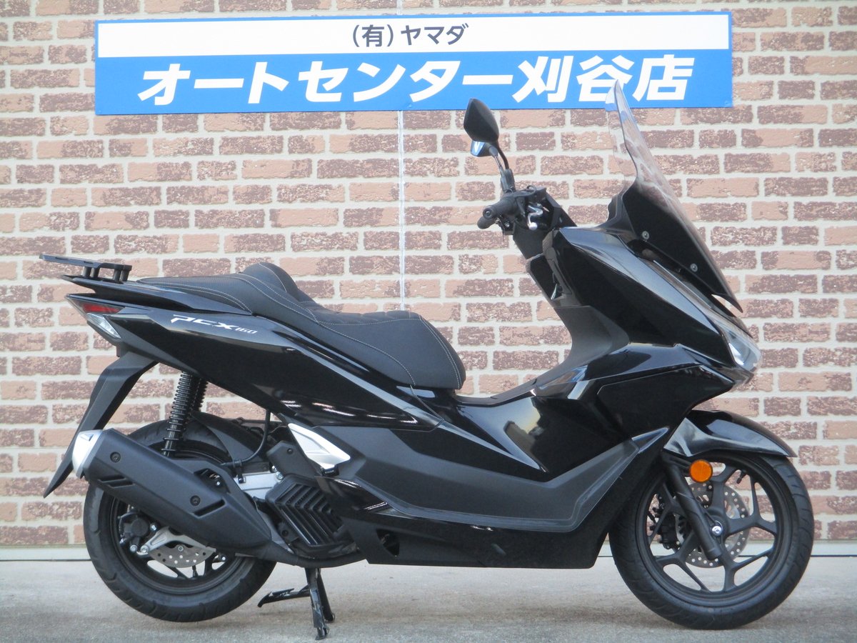 ACkariya's tweet photo. 【中古車入荷情報】
2025年モデル ホンダ PCX160
走行距離235km 車両本体価格(税込)45万1000円
ワンオーナー車。ETC、ボディマウントスクリーン、スポーツグリップヒーター、SP武川マルチステーブラケットキット、NOI WATDAN24ローダウンコンフォートシートなど装着。
#Honda #PCX160 #KF47 https://t.co/15JMIyA6Ym