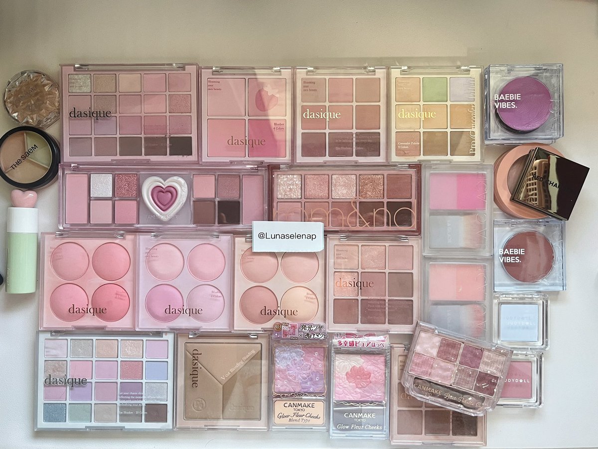 lunaselenap's tweet image. ส่งต่อ คสอมือ1 มือ2  🎀💓 ✩
ราคาน่ารักเหมือนเดิมน้า  ปักไว้รอเยย 

ค่าส่งเหมาๆ 40  ( รี+ฟอล ลด 5b )
ลง เสาร์-อาทิต เวลา 16:00
#ส่งต่อคสอ #ส่งต่อคสอมือ2 #ส่งต่อสกินแคร์ 
#คสอมือสอง #ส่งต่อเครื่องสำอาง #ส่งต่อเครื่องสําอางมือสอง #ส่งต่อเสื้อผ้า #canmake #dasique #fwee #laglace