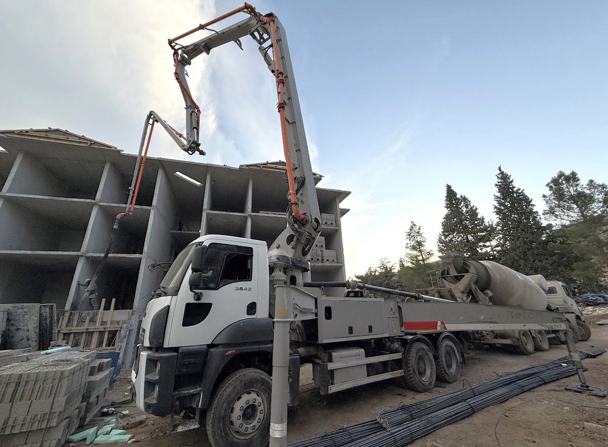 Kartaş Yönetim Kurulu Başkanı Yunus Karabulut:
“Beton pompası yatırımlarımızın tek adresi: BETONSTAR”

Haberi sitemizde okumak için;
forummakina.com.tr/tr/haberler/is… 

Haberi dergimizde okumak için;
bit.ly/43syr9g 

#betonstar #kartas #insaat #magazine #yerliuretim #Turkiye