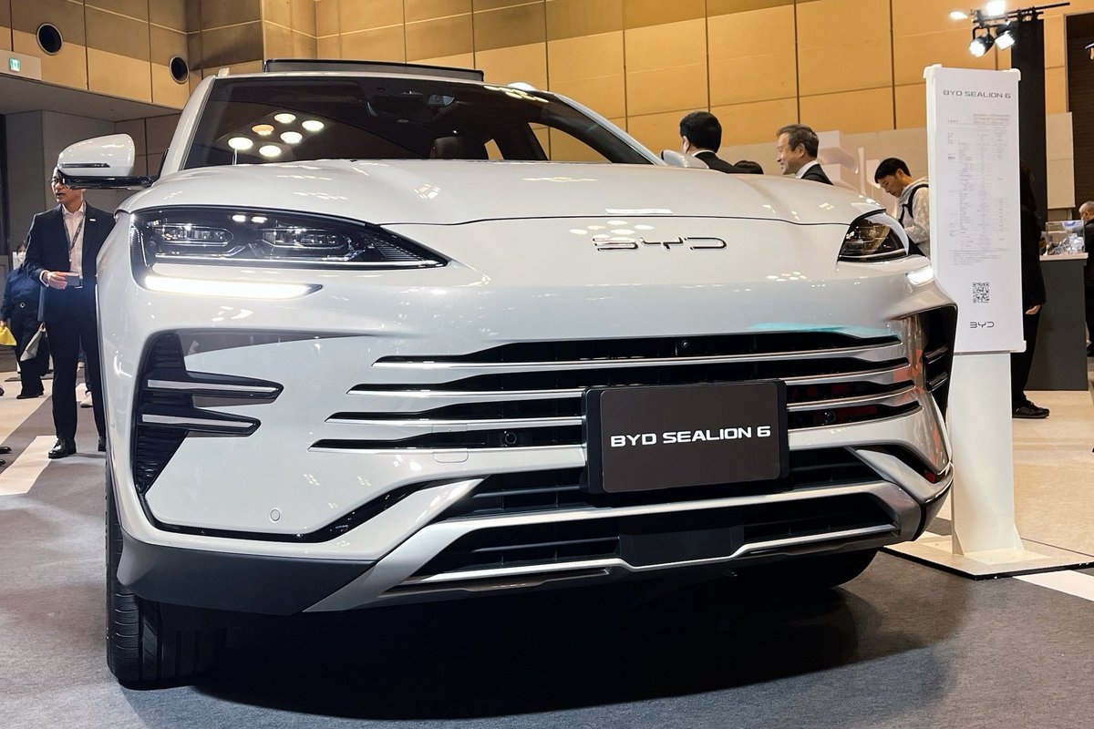 byd_japan's tweet photo. 🚗 大阪モーターショー2025 開催中! 🚗
BYDブースでは、#JMS2025 で話題だった軽EV 「BYD RACCO」 と、
新発売モデル 「BYD SEALION 6」 を展示しています✨
ぜひ実車を見て、触れて、楽しんでください!🦦🦭
皆さんのご来場をお待ちしています!
#大阪モーターショー #BYD #BYDRACCO #BYDSEALION6 #PHEV #電気自動車
