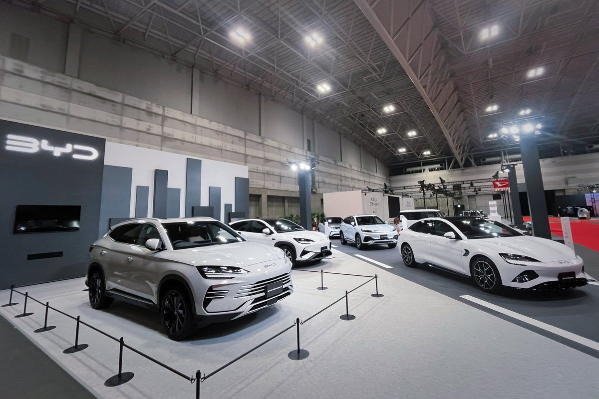 byd_japan's tweet photo. 🚗 大阪モーターショー2025 開催中! 🚗
BYDブースでは、#JMS2025 で話題だった軽EV 「BYD RACCO」 と、
新発売モデル 「BYD SEALION 6」 を展示しています✨
ぜひ実車を見て、触れて、楽しんでください!🦦🦭
皆さんのご来場をお待ちしています!
#大阪モーターショー #BYD #BYDRACCO #BYDSEALION6 #PHEV #電気自動車