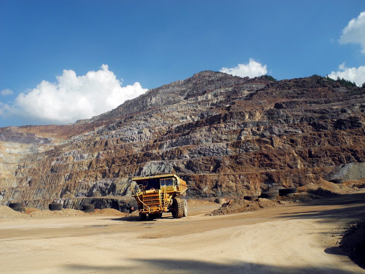 MiningReview's tweet image. A strong week for African mining, marked by major gains, steady company results, and key project milestones across the continent.
Get the full details on key developments in African mining here: miningreview.com/magazine-artic… 
#AfricanMining