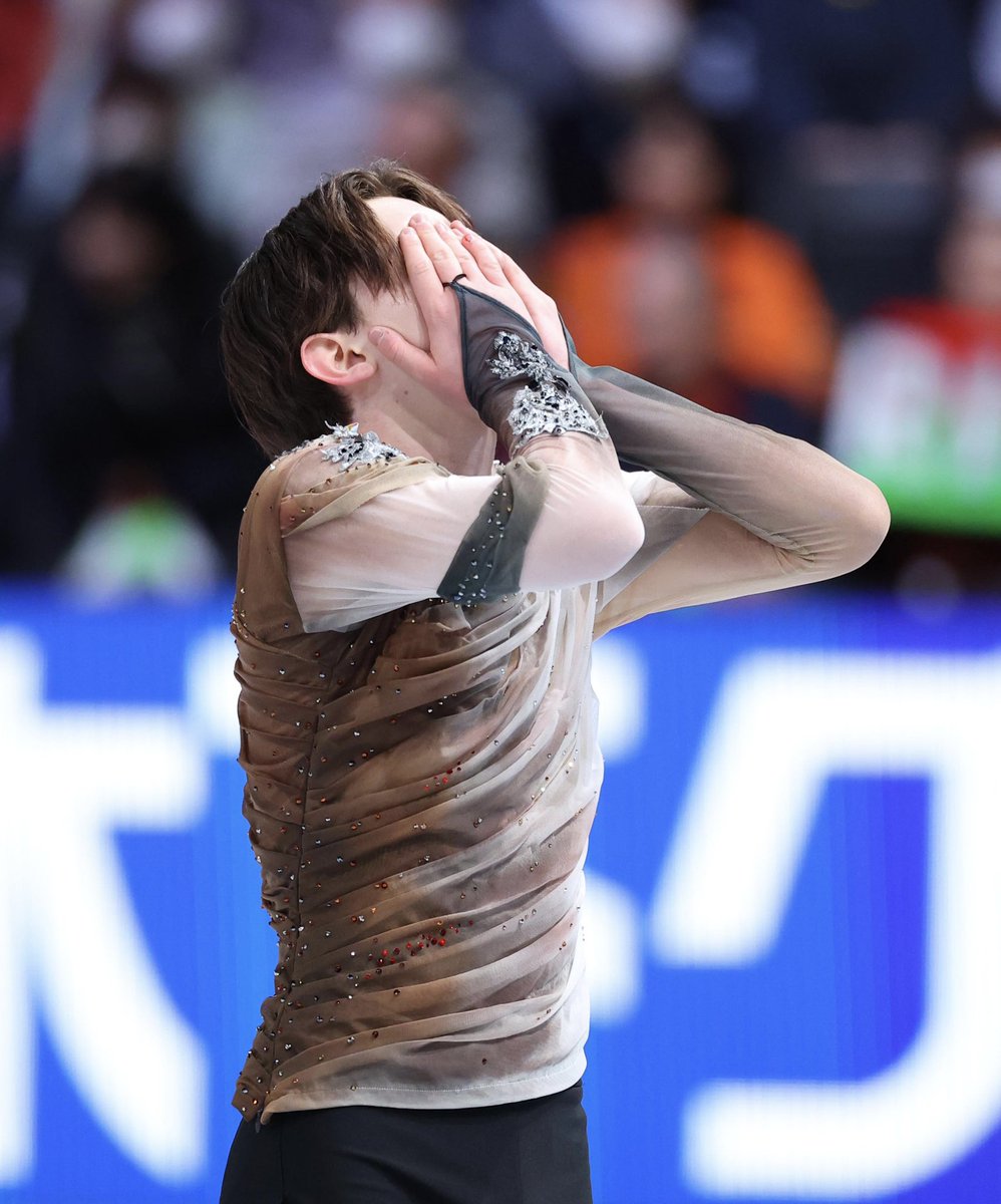 ジュニア男子フリーの演技をする #中田璃士　⛸️

#グランプリファイナル