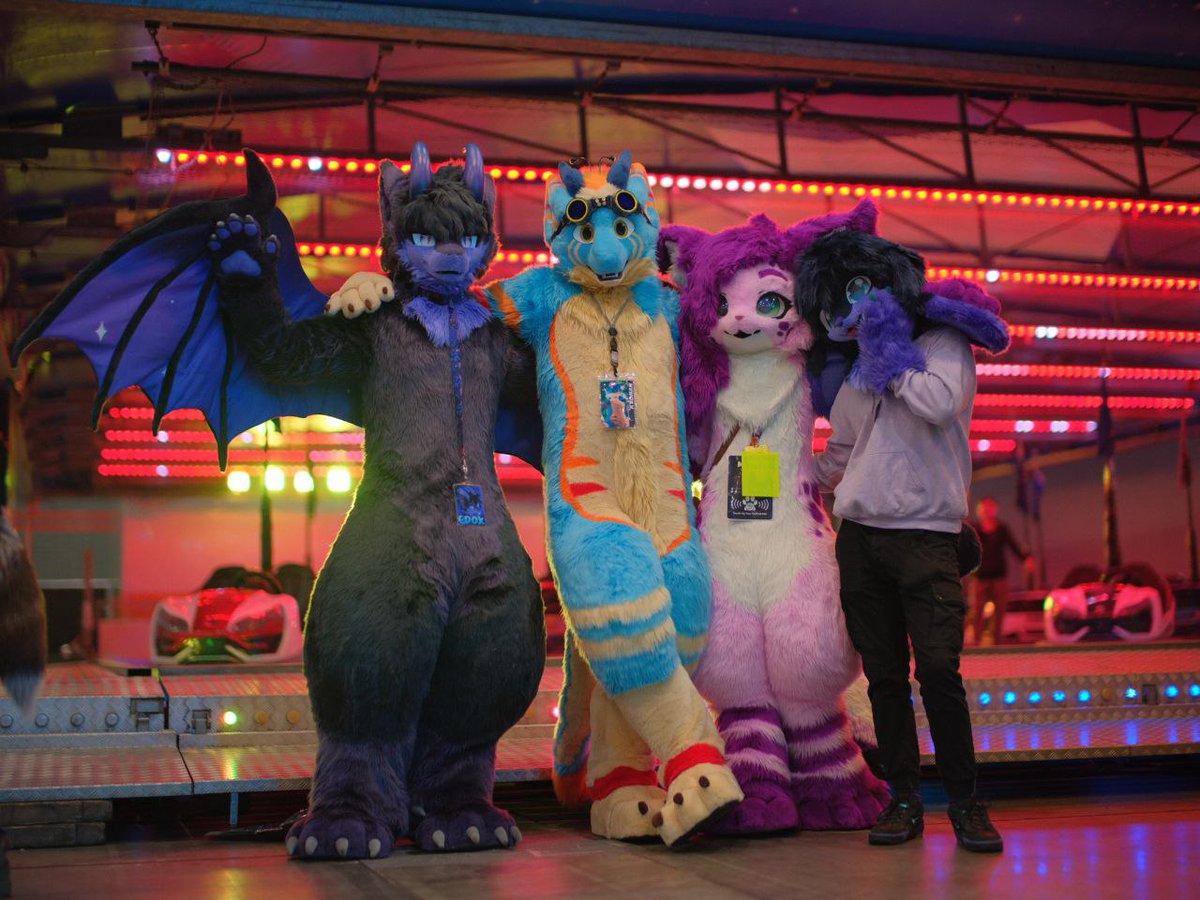 LunaryTheBun 🔜EF tweet media