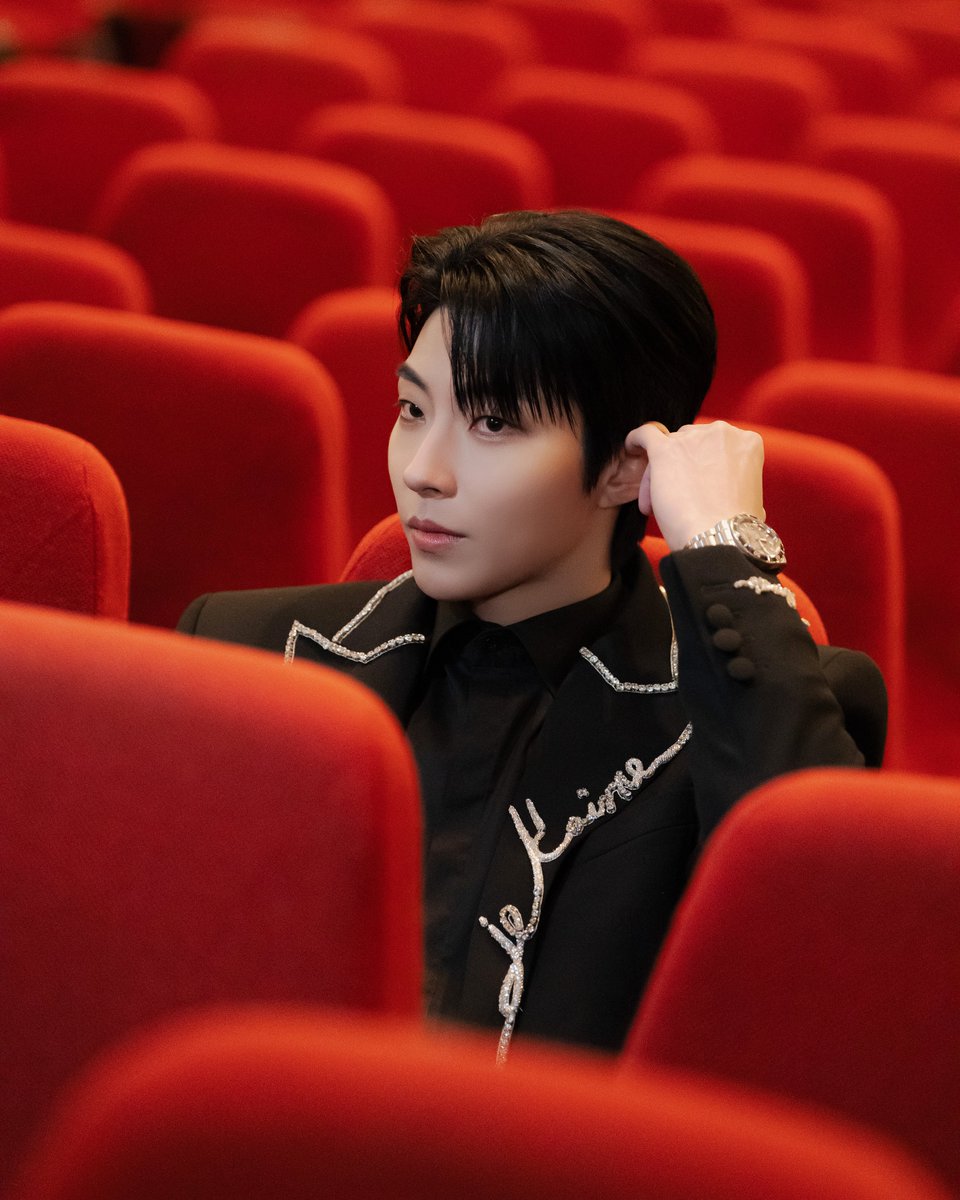 knstudio_official tweet media