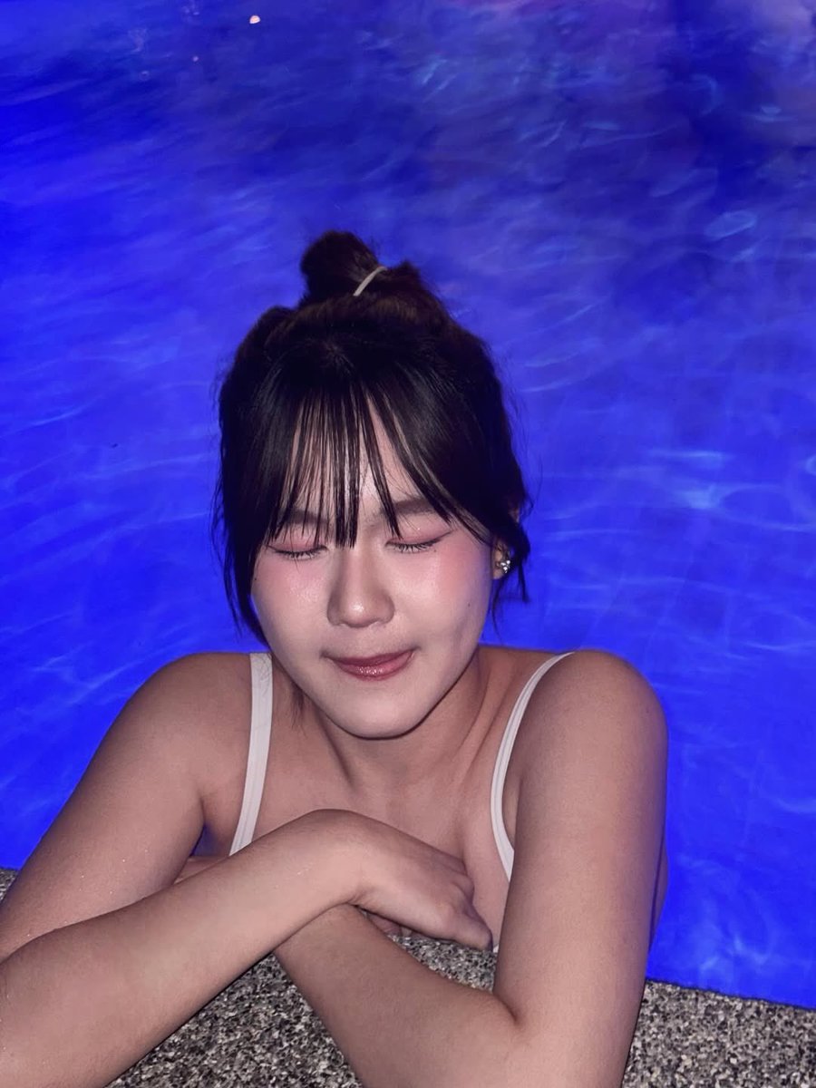 Lingeenahhor's tweet image. 😌🫶🏻 #PattBNK48