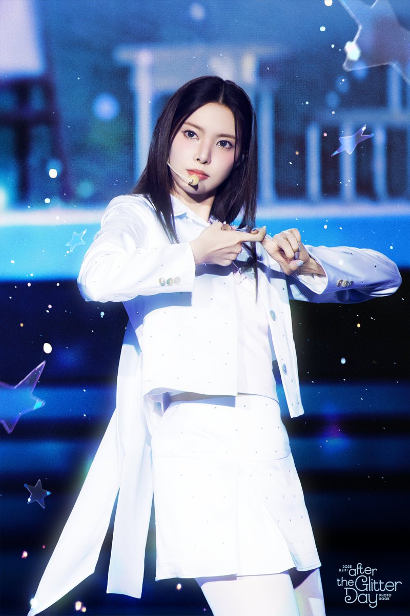 ILLIT GlitterDAY PHOTOBOOK Amazon特典　ミンジュ PRE-ORDER] ILLIT GlitterDAY PHOTOBOOK Amazon特典 ミンジュ ILLIT