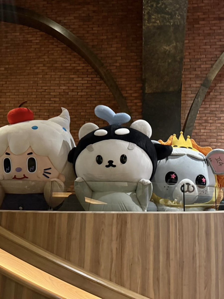 tayniverse_new's tweet image. แก๊งสามตัวอ้วม 🤏🏻🤏🏻🤏🏻 คือน้อนๆเกาะที่กั้นเหมือนมาส่องสัตว์เลย 555555555 🔎