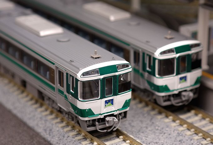 キハ185系 復活国鉄色