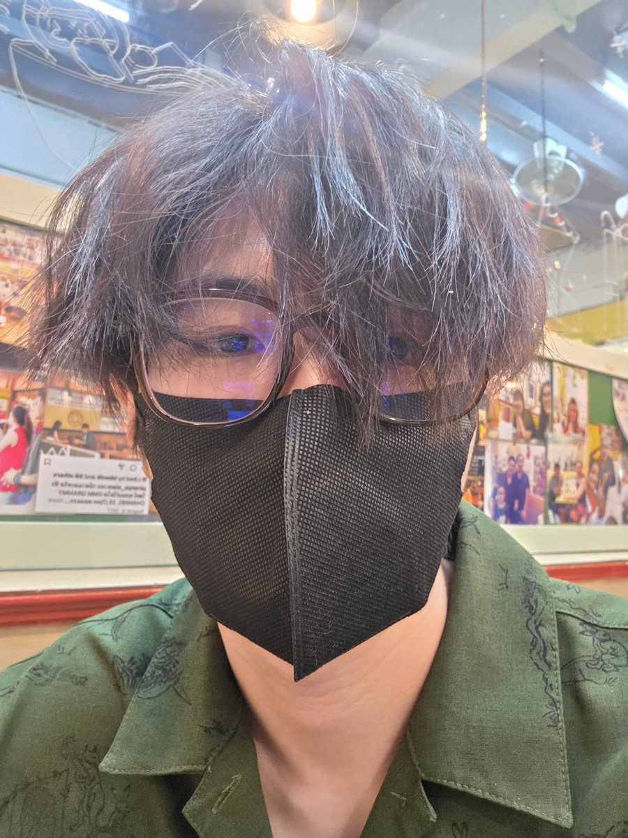 rathavit1997's tweet image. ผมหยักศก ❌️
ผมยังโสด ✅️