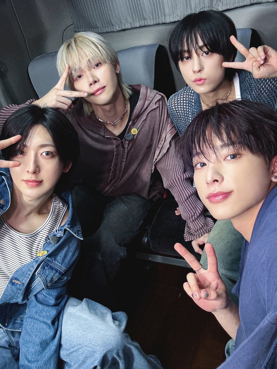 アイドル &TEAM 사리&ᵀᴱᴬᴹ☪︎🆈🆄🅼🅰 (@an_sallY3) / Posts / X