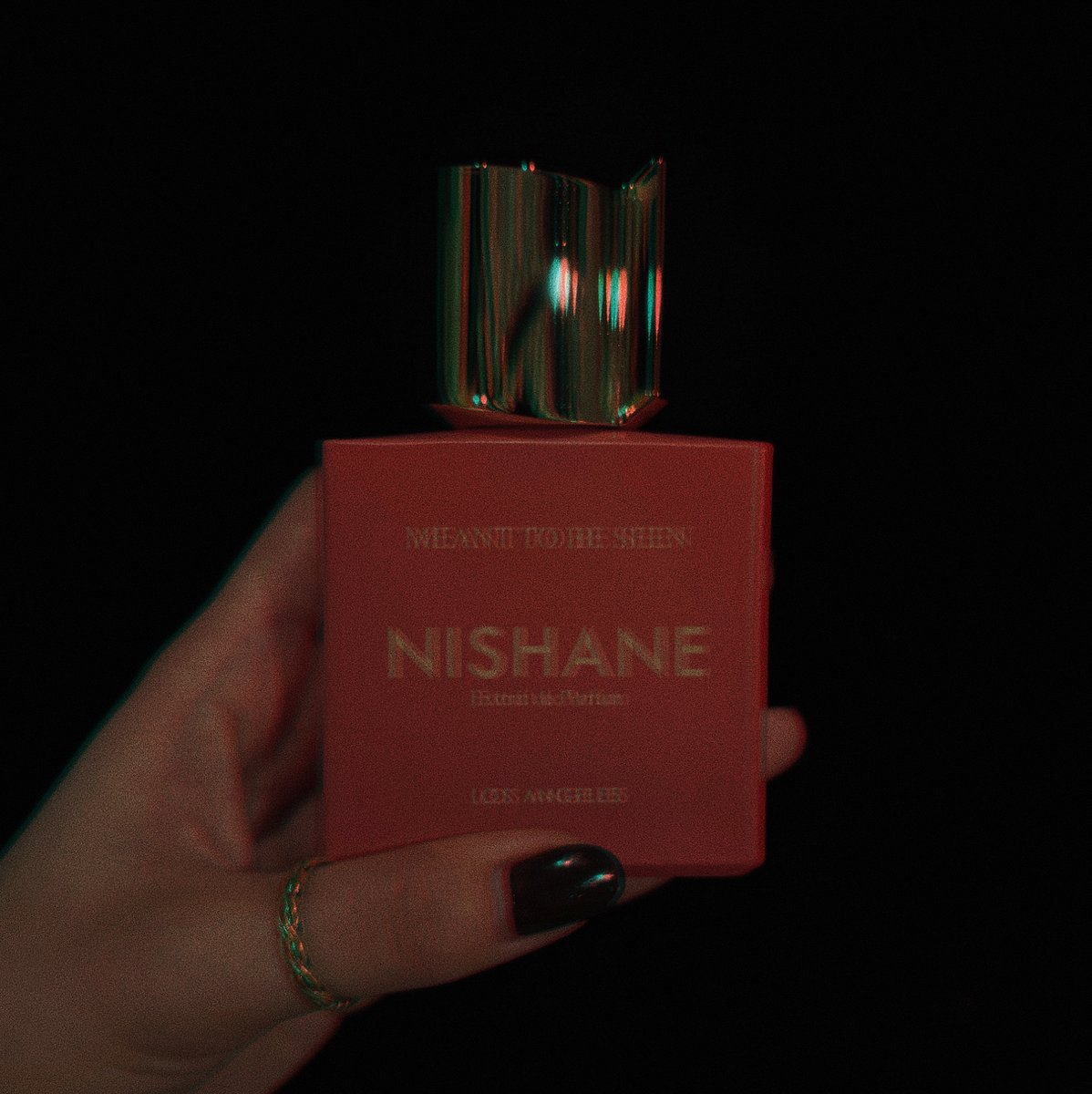 Nishane｜メント トゥ ビー シーン 体温の存在感を高める、温もり