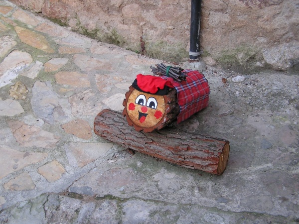 xatic_cat's tweet photo. El tió de Can Font ha tornat un any més!🎄El centre et convida a una gimcana nocturna per a famílies amb l’objectiu de trobar el tió perdut.
T’atreveixes a viure aquesta aventura nadalenca?✨
📆12/12
📍Manresa

🔗 https://t.co/38r0pDKDOJ

#TurismeIndustrialCat https://t.co/7m7ao2FTP6