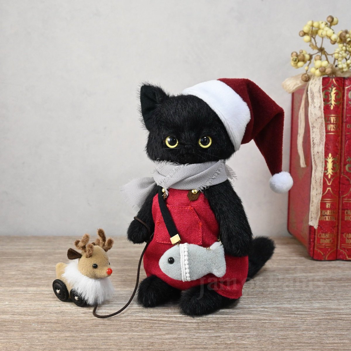 黒猫ちゃんにはサンタ帽&トナカイさんも一緒に❤️ クリスマス 黒猫ちゃんにはサンタ帽&トナカイさんも一緒に❤️ クリスマス