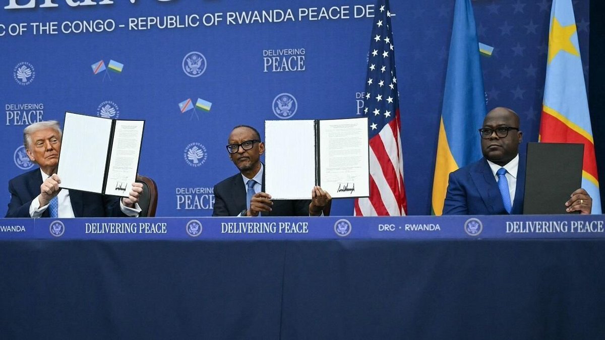 AAfrikki's tweet photo. Que retenir de l'accord de paix signé à Washington entre la RDC et le Rwanda en présence des Africains ? 
Nous organisons un échange avec Vianney Bisimwa (@Viabisimwa) médiateur des conflits en Afrique et au Moyen-Orient. 
Vous pouvez vous joindre: https://t.co/5P3xj6IDJe. https://t.co/012Rsks1Yb
