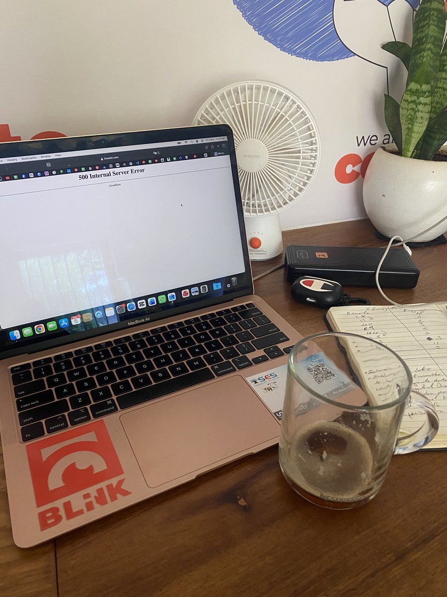LinkedIn is down. Tikomboke?

#linkedin #linkedinserverdown #500internalserveerror