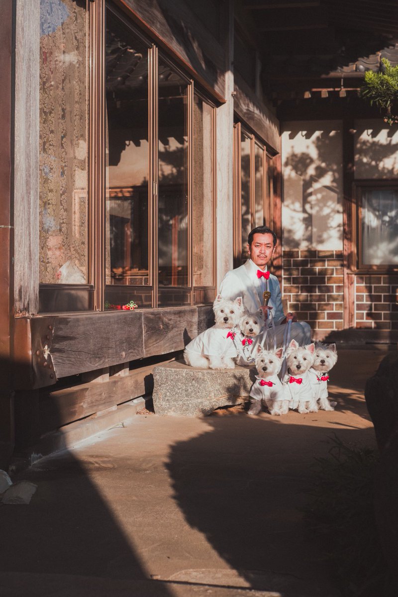 鍵を無くして家に入れないからお母さんが帰るのを待ってるの。