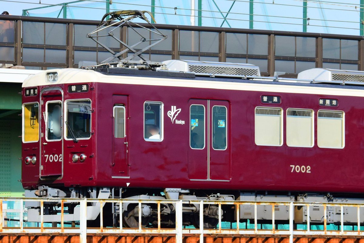 SNOOPY1T0K4's tweet photo. ここにきて7002fが平井転属になるとは……
#阪急電車 #阪急7000系 #7002f https://t.co/pZnHF0zh9u