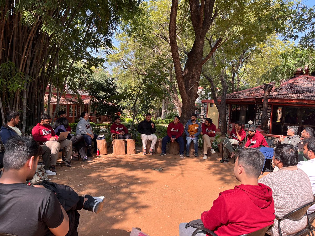 0 to $800k in 8 years

All solo

Just 1 guy on his MacBook coding cool shit..

The legend <a href="/mddanishyusuf/">Mohd Danish</a> spilling the beans on how he did it

<a href="/RoachMafiaGroup/">RoachMafia</a>