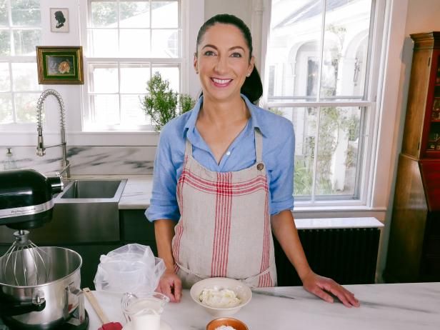 BullockPrado's tweet photo. Whipping up something delicious in the kitchen today 👩‍🍳❤️ Yes, I’m that Gesine  Sandra’s big sis and official family pastry chef. Life’s too short for bad frosting. Who wants the recipe? 😏 #BullockSisters #BakingWithGesine #PastryLife. https://t.co/BEvoAgGqXn