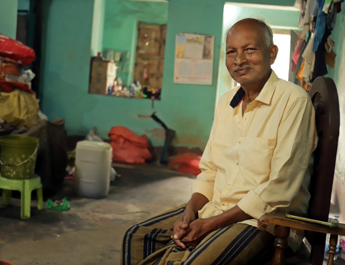 UNDP_India's tweet photo. Chameli was always a go-getter. What helped her step out was the support at home and shared responsibilities.

A father-in-law who pushed her to aim higher. 

A husband who adjusted routines so she could travel for work in Odisha.

With that backing, she is now guiding farmers and raising climate awareness in her village through the #ECRICC project, supported by the @theGCF, @moefcc, the Govt of Odisha and @UNDP_India 

Because when change starts at #home, it grows everywhere. Read more: https://t.co/cFAT5toGxx