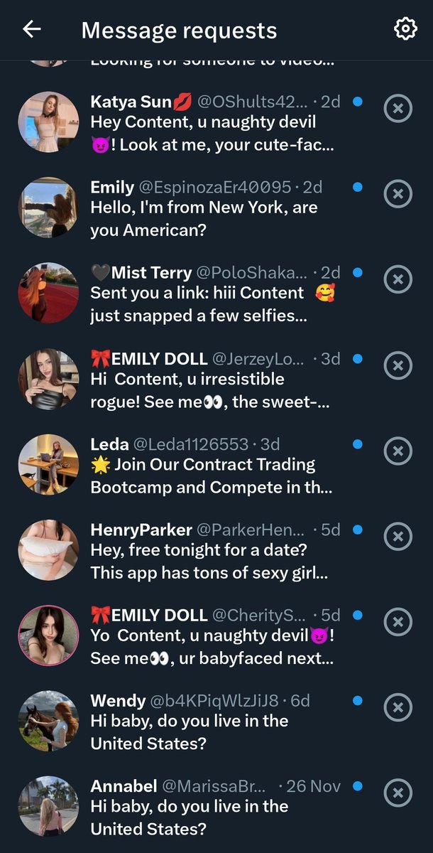 DizzieDee tweet media