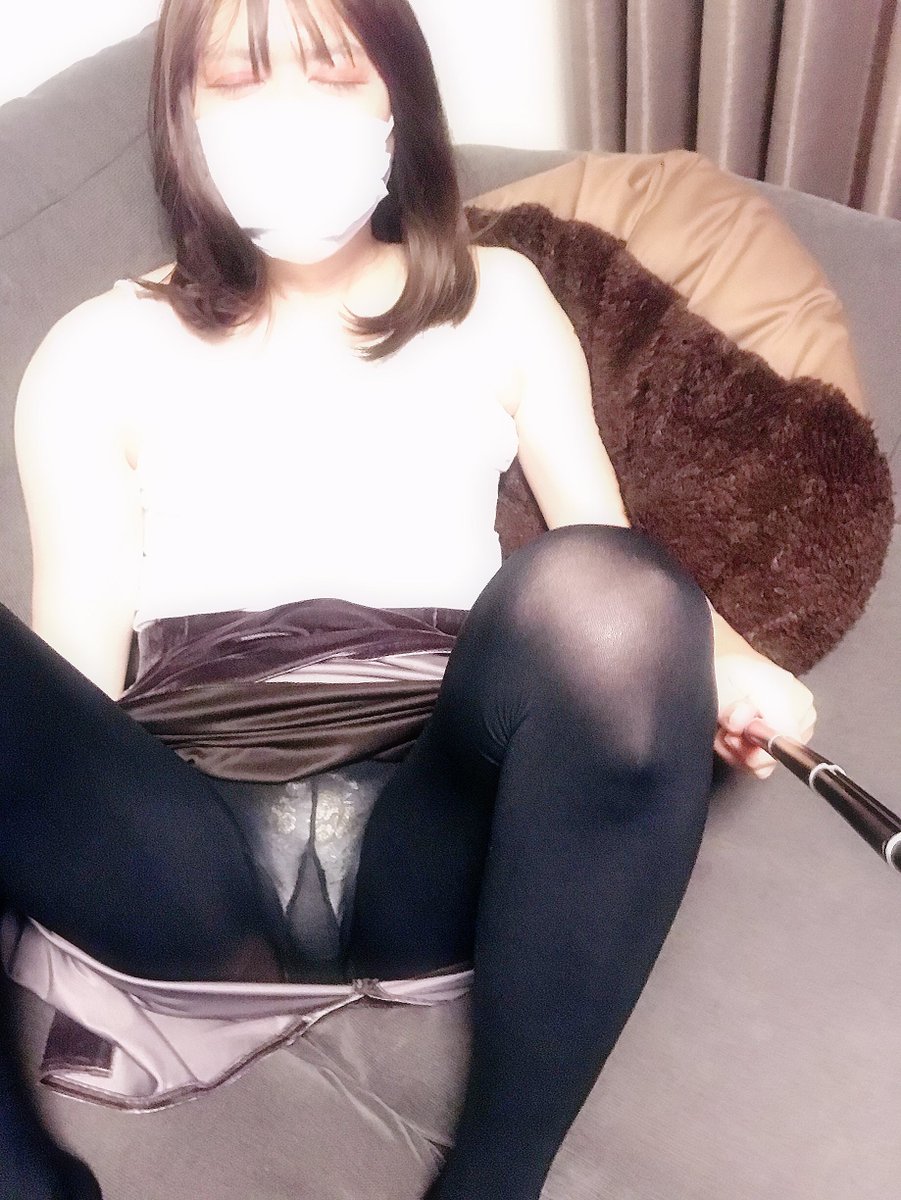 aki_aki_cd's tweet photo. 今週もお疲れ様でした❤️

#女装 #女装娘 #女装子 #女装男子 #男の娘 #脚フェチ #女装男子は自撮りを上げろ #女装さんと繋がりたい #crossdresser #pantyboy #pantyhose #femboy https://t.co/J3qF0blrsT