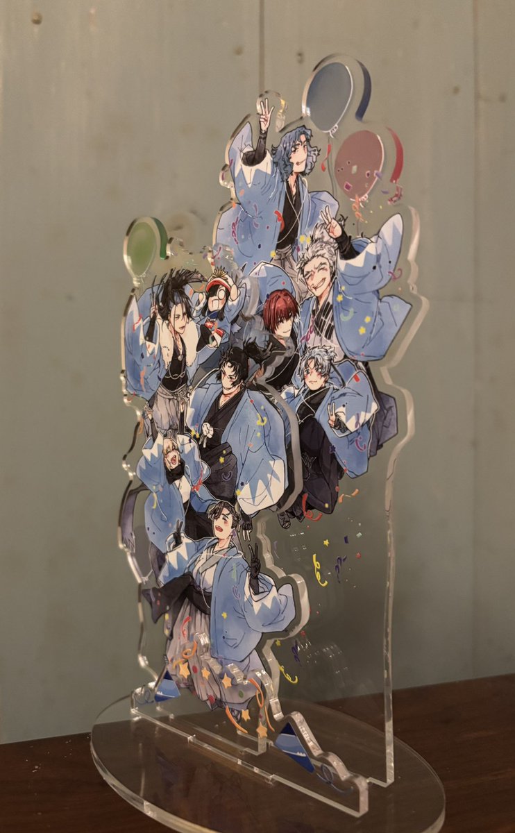 とどいたーー！！✨😭✨組(実装)集合アクスタ！間に合いました！やったー！！！