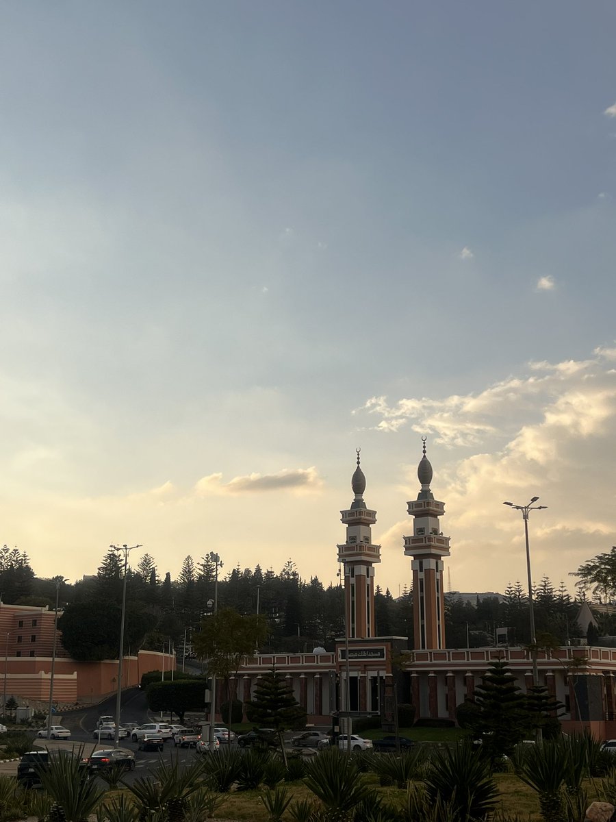 #جمعه_مباركه #يوم_Iلجمعه #جمعه_مباركه     #الصلاه_علي_النبي اللهم اغفر لمن احتوى أجسادهم التراب ، وطيب ثراهم ، وأكرم مثواهم ، واجعل الجنة مستقرهم ومأواهم.( اللهم اغفر لأمي الحبيبة … أذكروها بدعوة ) #ساعه_استجابه_دعواتكم