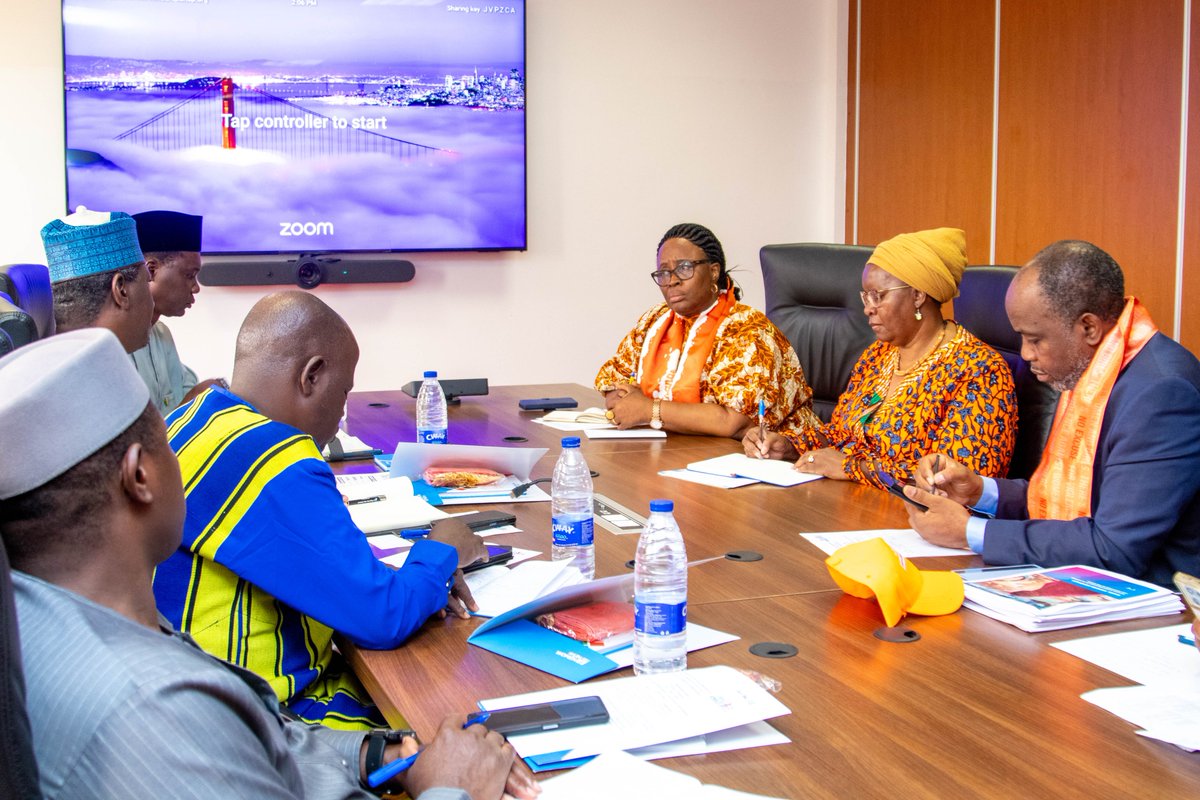 unwomenNG's tweet photo. In her ongoing mission to Nigeria, @vanyaradzayi sat with Ambassadors of the Sahel to strengthen regional collaboration, advance peace &amp; security agenda, and accelerate the Sahel Gender Compact to better protect and transform the lives of women and girls. #UNWomenDEDinNigeria https://t.co/97NHD9ZvSZ
