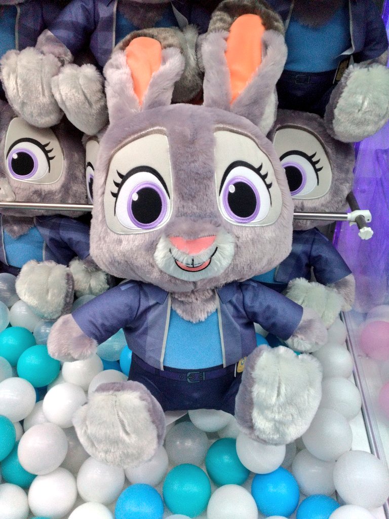 ✨新景品のお知らせ✨ 本日より映画公開しておりますの 『ズートピア2