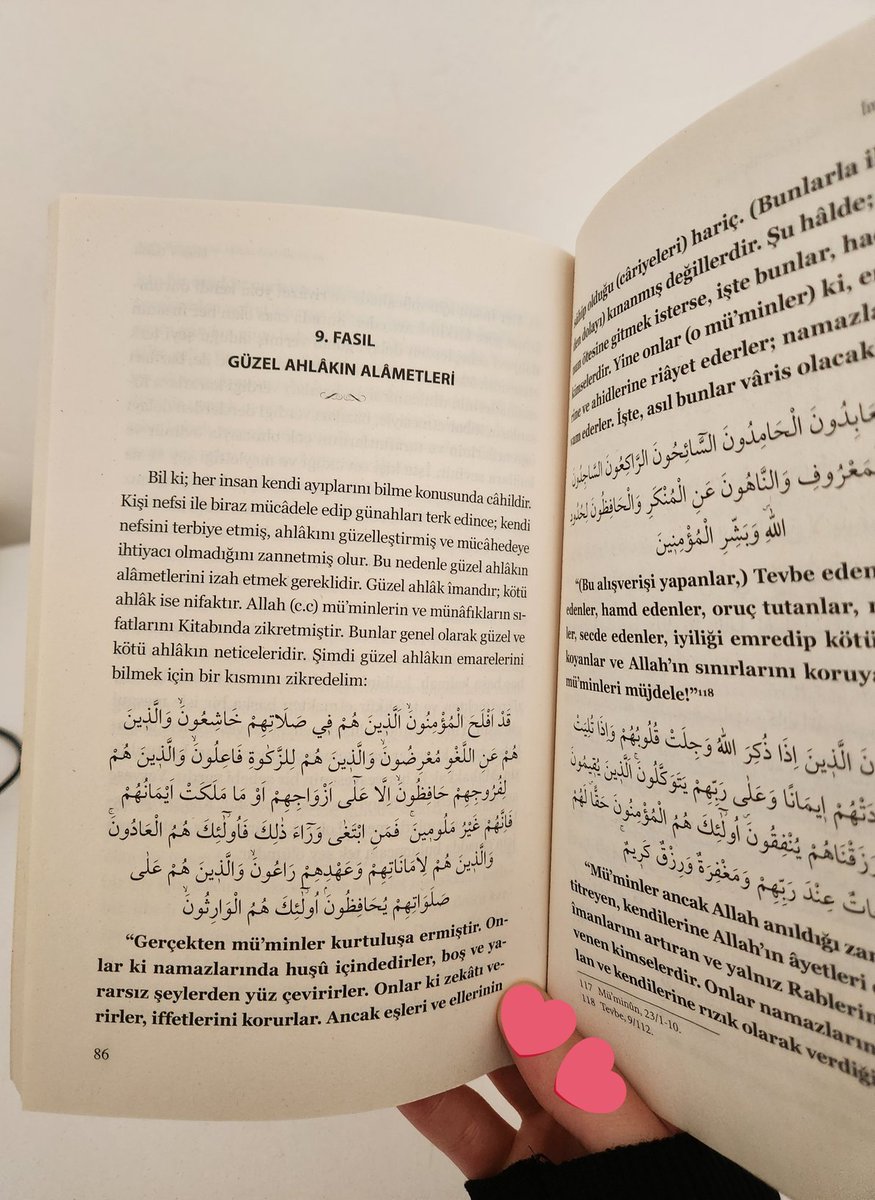 Erken hazırlanmışım otobüsü beklerken 
telefona bakmak ❌️ 
kitap okumak ✅️