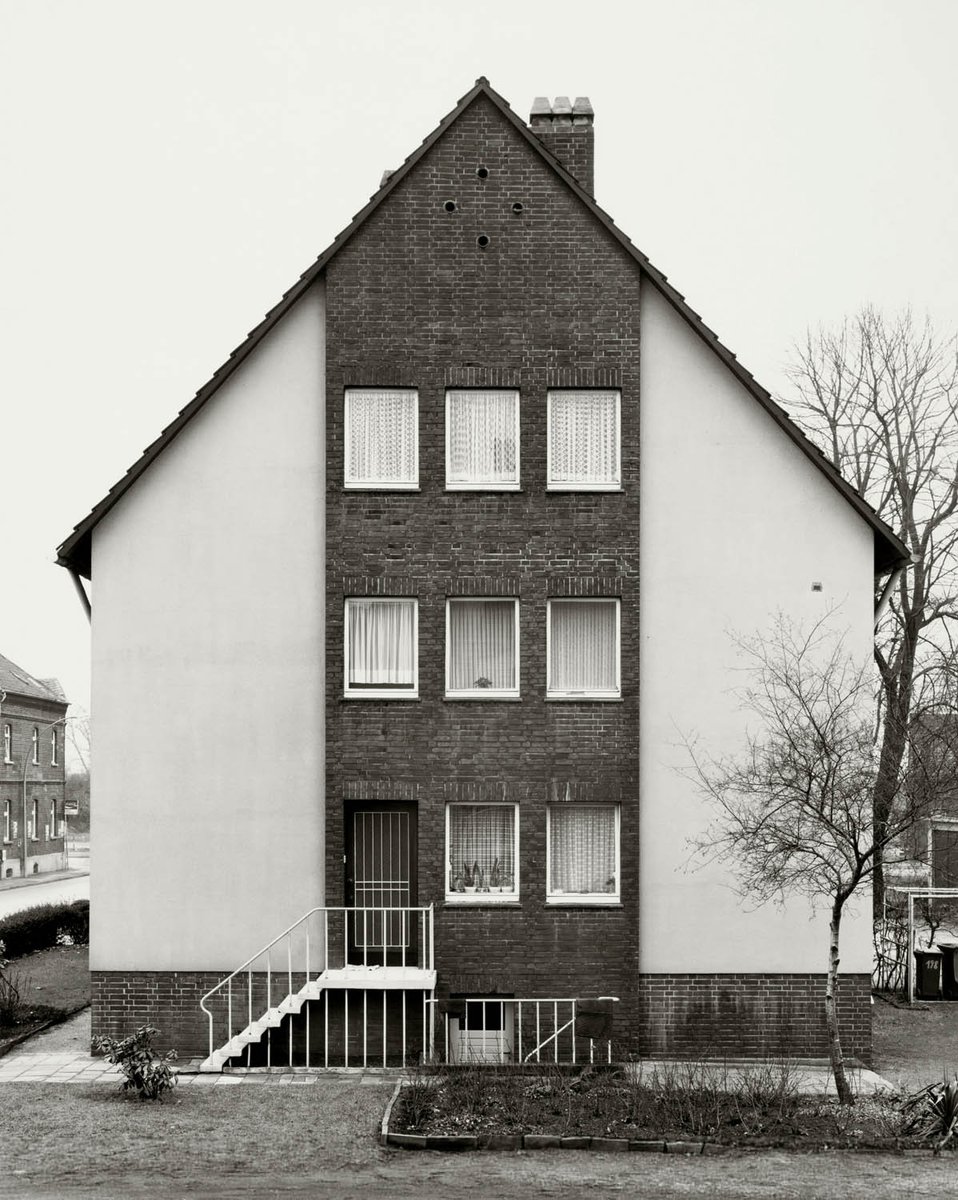 Art_Blart's tweet photo. Exhibition: 'Bernd & Hilla Becher – History of a Method' at Die Photographische Sammlung/SK Stiftung Kultur, Cologne https://t.co/GpCx6nHRiN #berndandhillerbecher #Bechers #photography #art #anonymoussculpture #historyofamethod #DiePhotographischeSammlung @TimeOutArt https://t.co/YKUpooAN2H