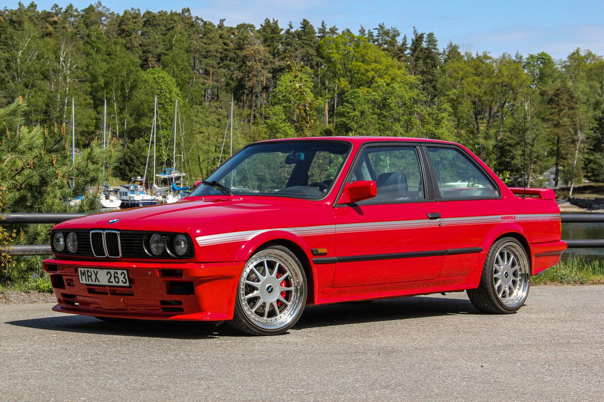 candvbmw's tweet photo. π§΅ 1 of 2
ππ¨ 1986 Hartge H35
β’ π Base: #BMW E30 / 325i
β’ π οΈ Engine: 3.4L M30 inline-6
β’ π Power: 240 hp (179 kW) @ 6,000 rpm
β’ πͺ Torque: 322 Nm (237 ft-lbs) @ 4,000 rpm
β’ β±οΈ 0-60 mph: 6 seconds
β’ ποΈ Top Speed: 153 mph (246 km/h)
#ClassicCars #Hartge #bmwe30 https://t.co/fvL7CLDszJ