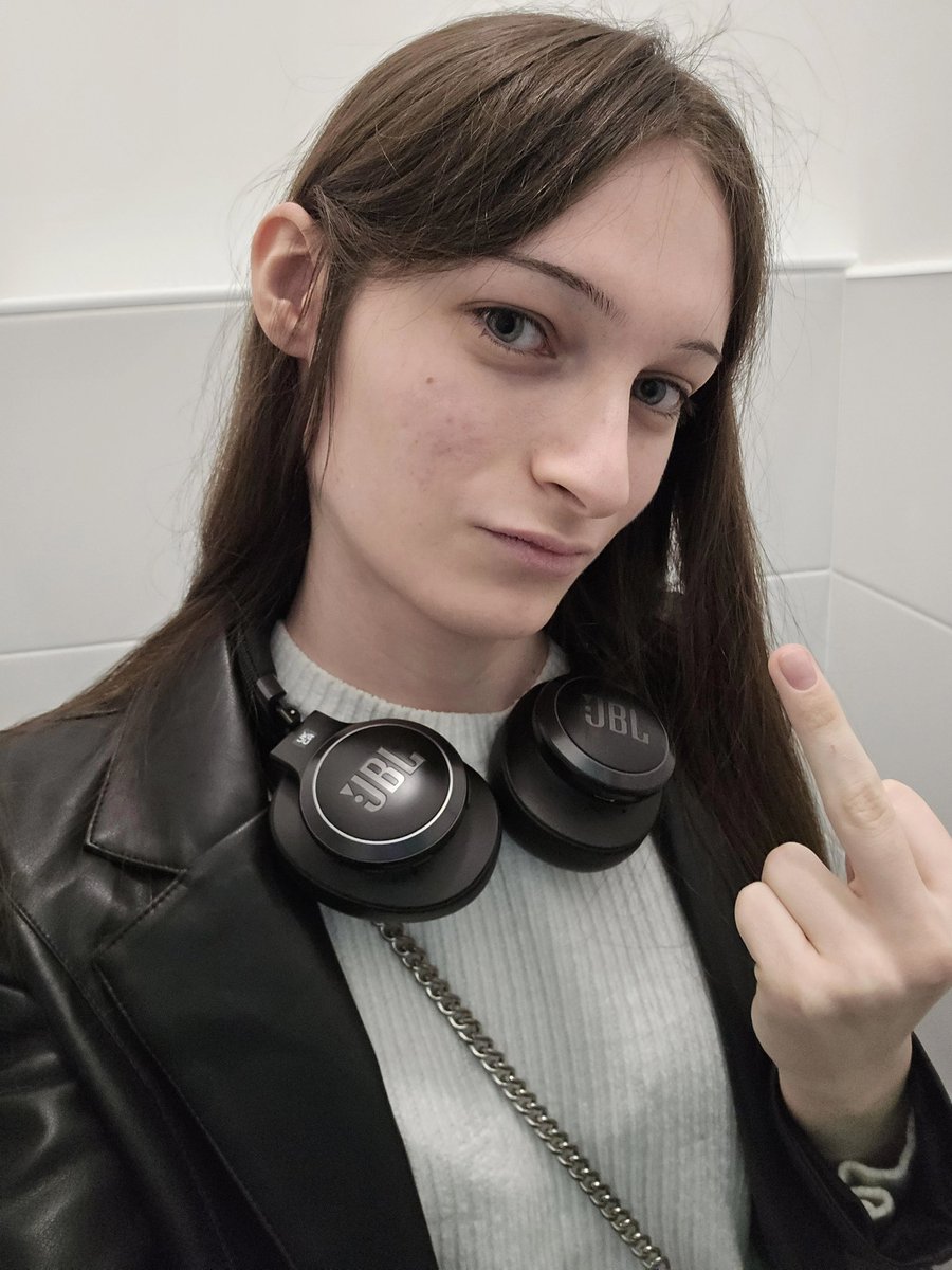 ➤ AurphéIia 🎀 tweet media