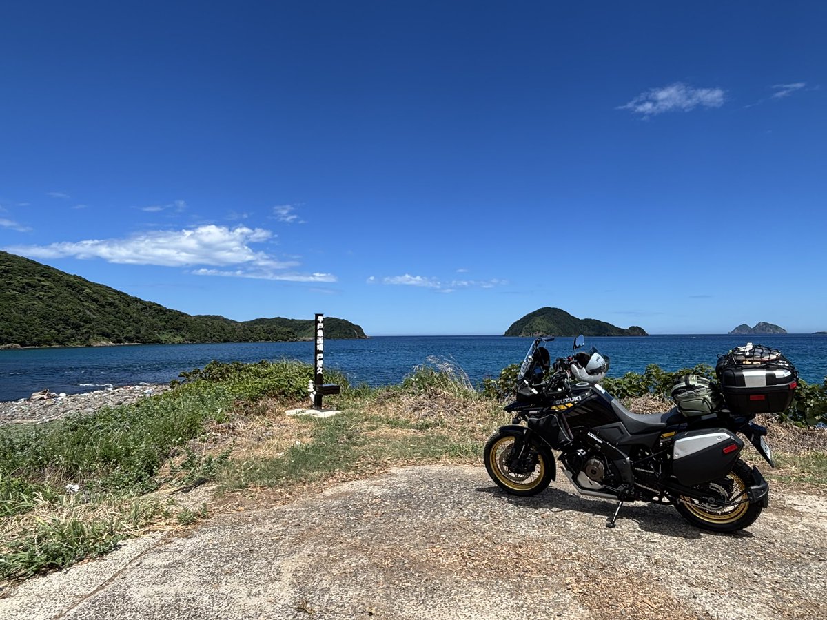 takebo1971's tweet image. #長距離ツーリングに向いている選手権

日本全国、北から南まで、ずずずぃーっと行動可能よ。

#vstrom #Ｖストローム