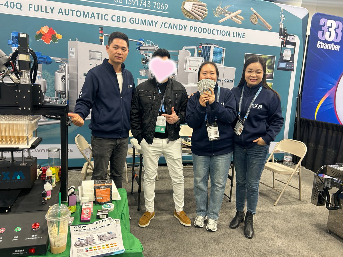CXM_Penny's tweet photo. ✅ On-the-spot order at #MJBizCon!
A customer visited our booth, tested, and paid the deposit immediately. 
Grateful for the trust in CXM.
📍 Booth C21436 — come see what makes clients say “yes” right away!
#chengxiangmachinery #CXM #PreRollMachine https://t.co/wuS1eY7zbT