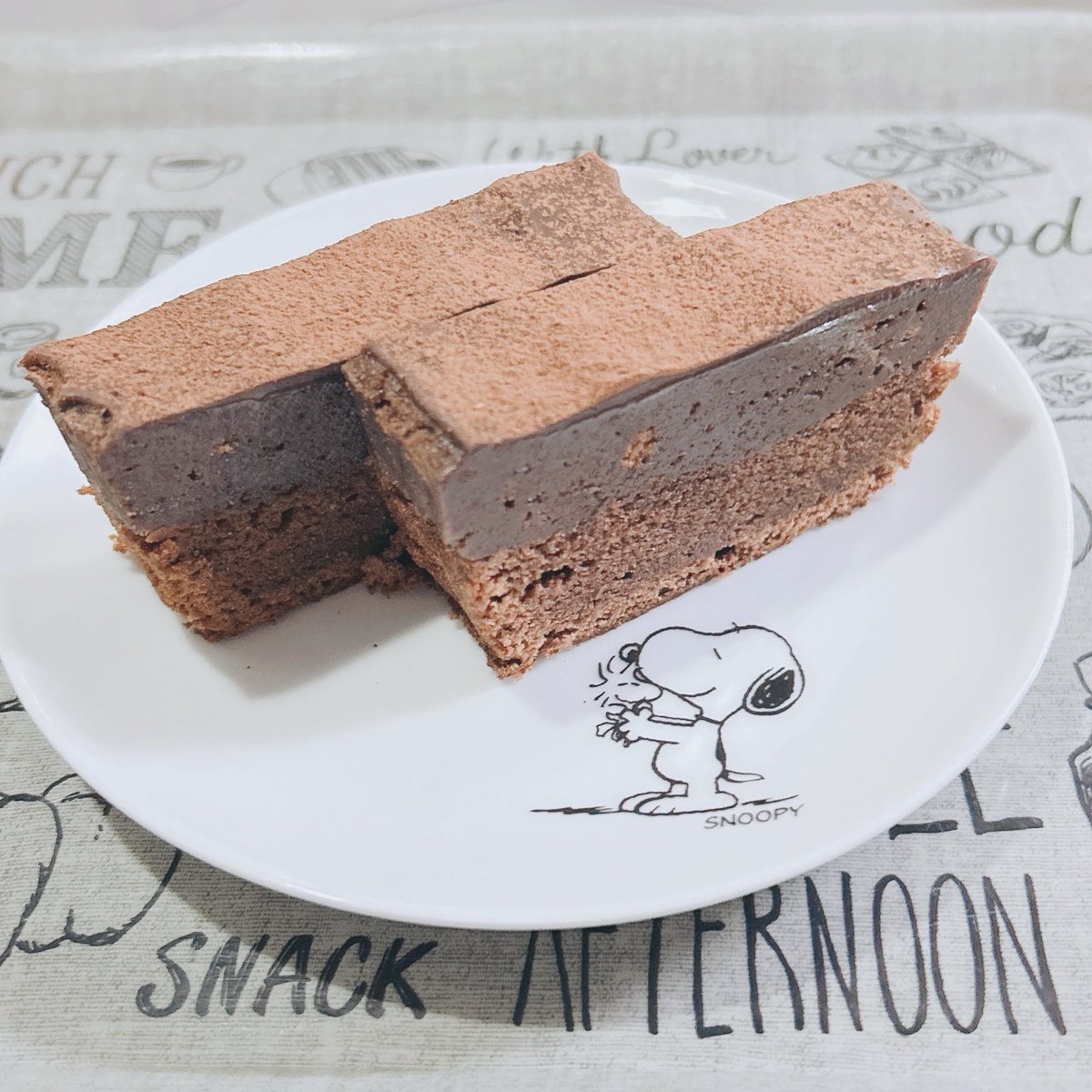 ひっさしぶりのチョコケーキ🫶
お店出せるくらい美味しい(自画自賛)