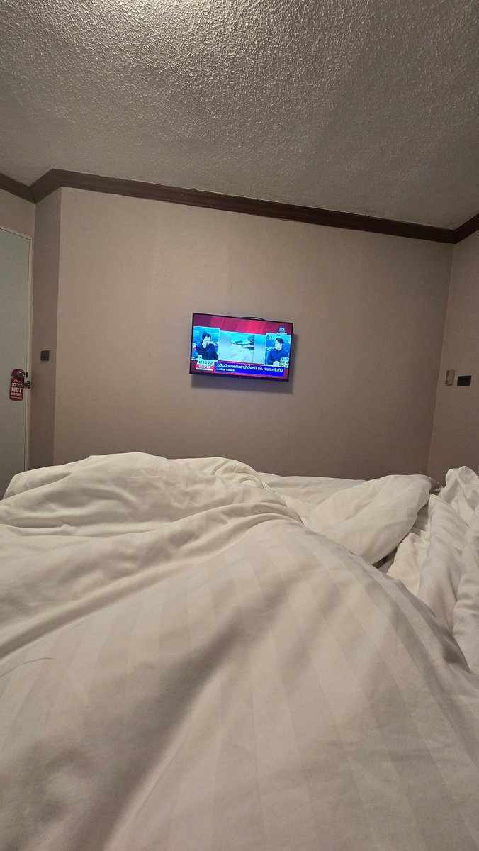 ___FORWHAT___'s tweet image. นอนคนเดียวไม่เชื่อมาดูสิ5555