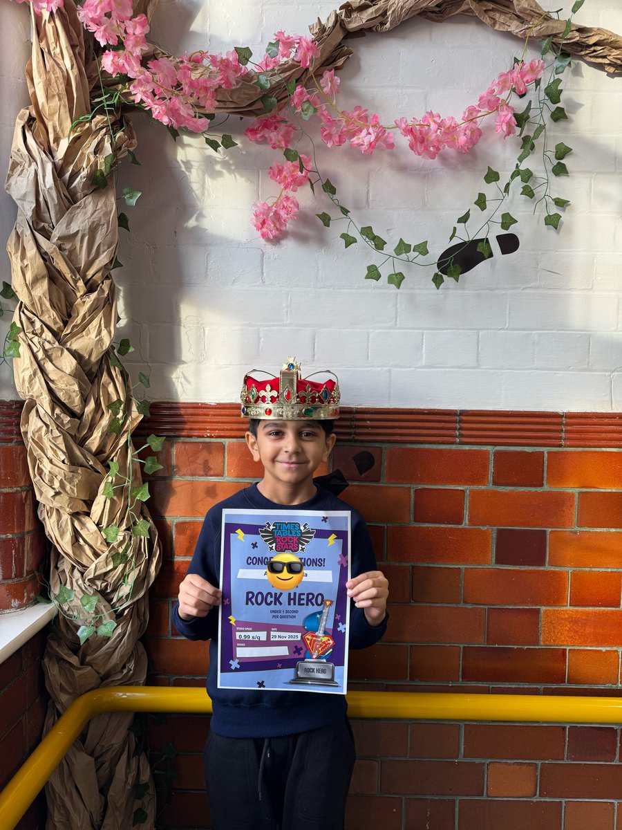 Mr Browne tweet media