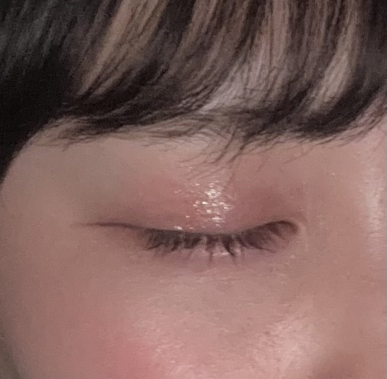 ノーマル無加工でこのパール感⭐️
スナイデルのアイシャドウここだけで単色販売して欲しいぐらい好き߹~߹♡