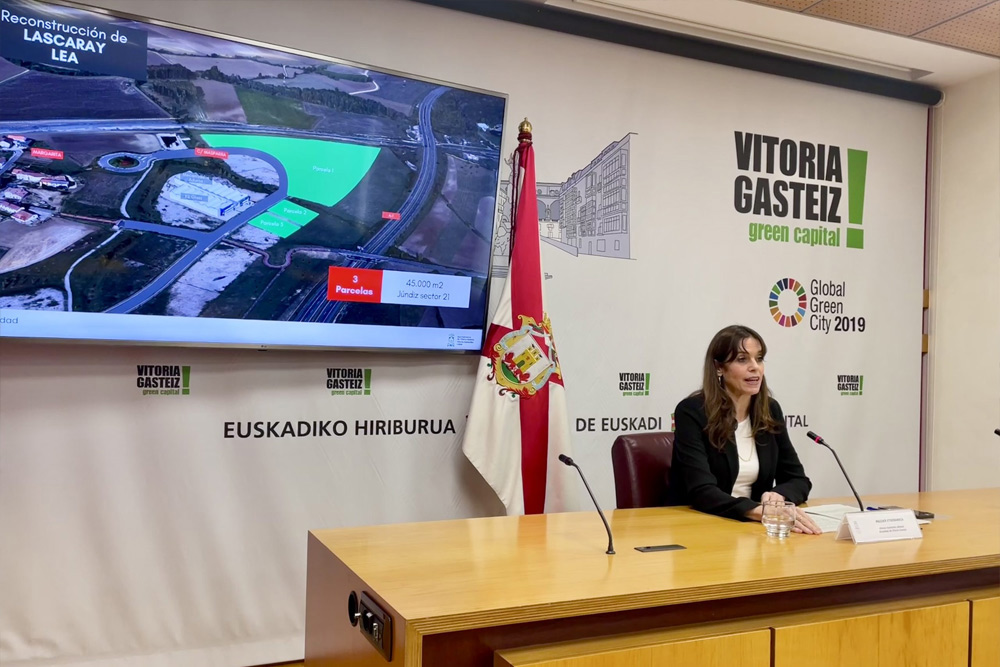 Estrategianet's tweet photo. #Gilsa aprueba por unanimidad la permuta de terrenos que permitirá la reconstrucción de @ProductosLEA en #Júndiz
https://t.co/m83rNDmBRM https://t.co/Cud4gsIqlK