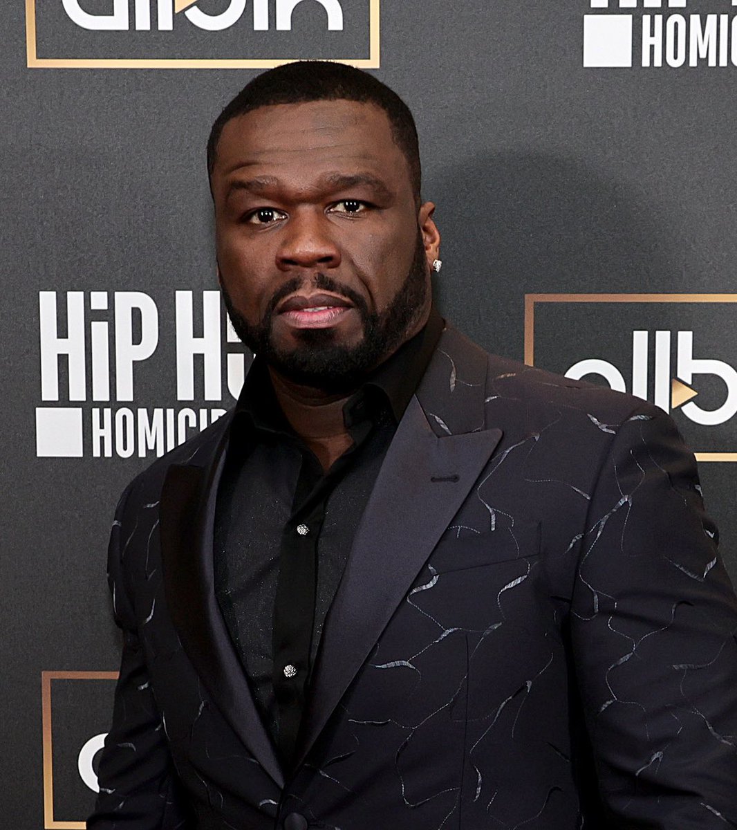 FrenchRapUS's tweet image. 🚨 50 Cent explique pourquoi il a décidé de réaliser un documentaire sur Diddy ! 

« Si personne ne parle, tout le monde dans le hip-hop semble ok avec ce qui se passe. 

Les autres rappers se disent juste : “Je ne vais rien dire, je reste dans mon coin."

Si je ne le fais pas,…