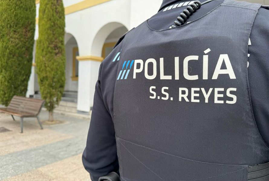 🔴⚪️ El PSOE de Sanse denuncia que la Policía Local trabaja con chalecos antibalas caducados y sin garantía

➡️Fuentes municipales aseguran que los chalecos están en "perfectas condiciones", calificando la denuncia de "falsa alarma"

🔗 diariodesanse.com/2025/12/05/el-…