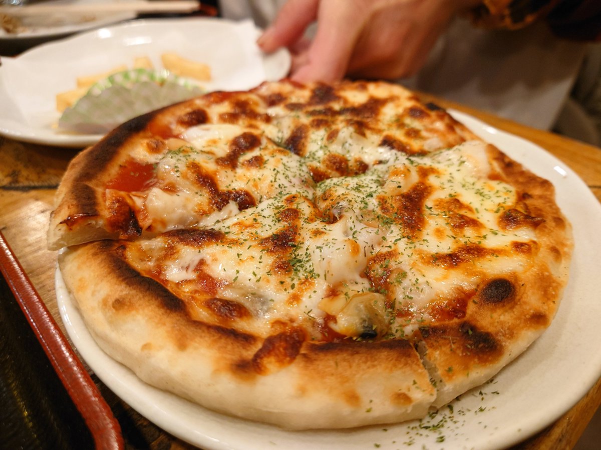 今日は相方の誕生日をお祝いに一笑一杯に来店〜
馴染みのお客さんに店員さんに祝って貰って相方も楽しい誕生日だったかなぁ～🍻

#青砥
#一笑一杯
