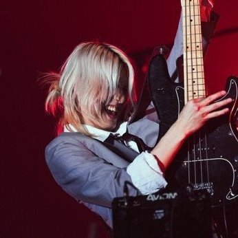 kimbapcutie's tweet photo. they reincarnated and formed a band https://t.co/9EQ7GuJIro