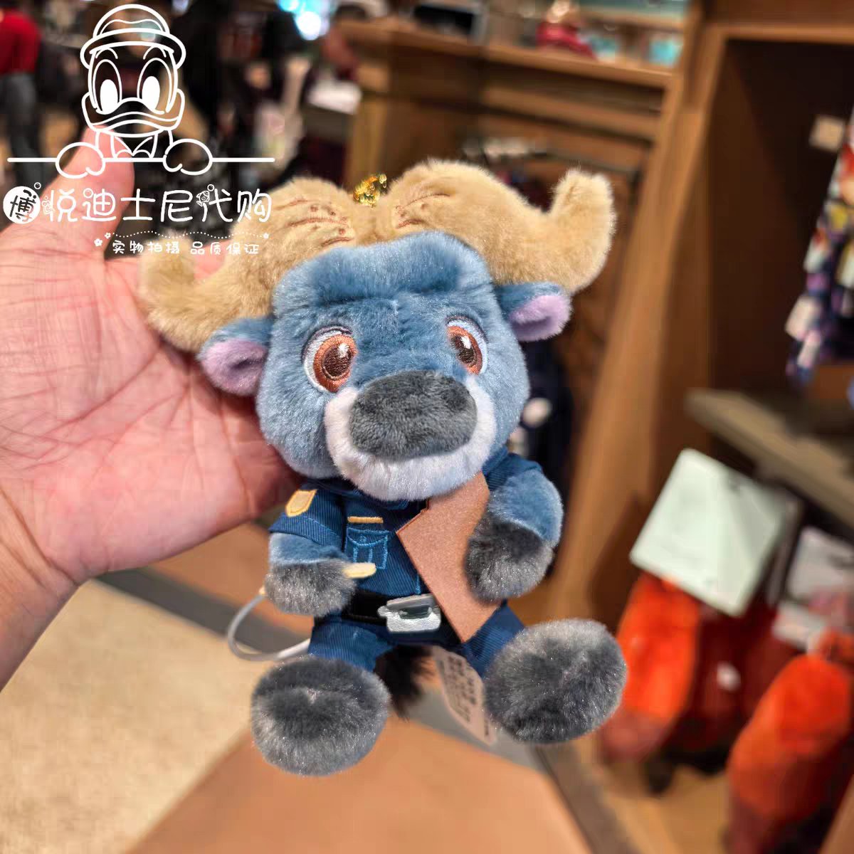 madwakx 上海ディズニー限定でぬいぐるみが出るようです