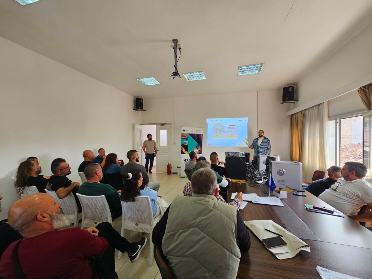 euniteCyprus's tweet photo. 🇪🇺 Balıkçılık Hibe Programı ön koşulu olan eğitimler devam ediyor!

📌 𝗘𝗴̆𝗶𝘁𝗶𝗺𝗹𝗲𝗿𝗲 𝗸𝗮𝘁ı𝗹ı𝗺, 𝗵𝗶𝗯𝗲 𝗯𝗮𝘀̧𝘃𝘂𝗿𝘂𝘀𝘂 𝗶𝗰̧𝗶𝗻 𝘇𝗼𝗿𝘂𝗻𝗹𝘂𝗱𝘂𝗿.
📅 Aralık ayında son 3 eğitim!!

📝 Kayıt için aşağıdaki bağlantıyı kullanabilirsiniz:
🔗https://t.co/SyDCR1Jrru https://t.co/9Do458dng7